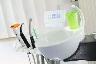 Zahnarztpraxis Dr. Treuheit, Roßtal